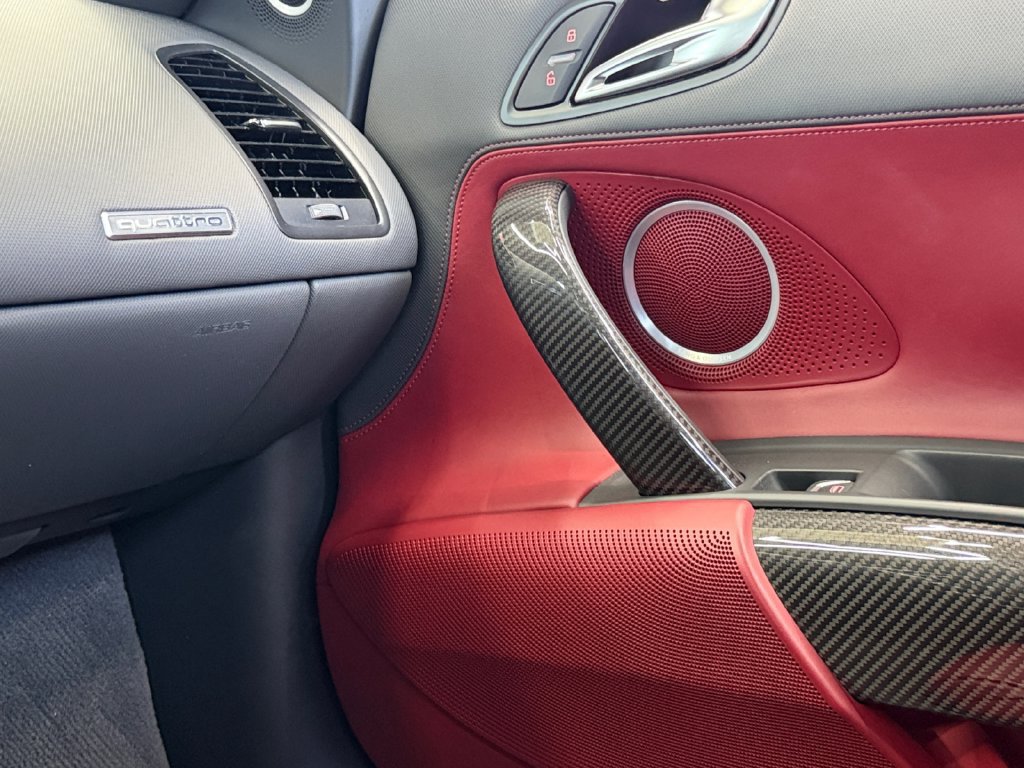 Used 2015 Audi R8 V10 AWD/4WD image 16