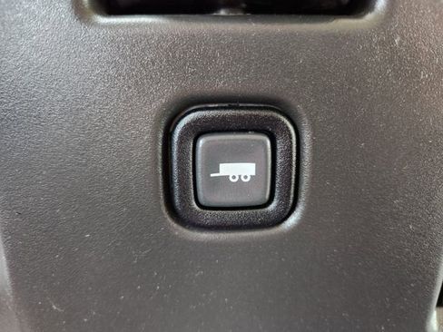 Used 2025 Chevrolet Express 3500 LS RWD image 22