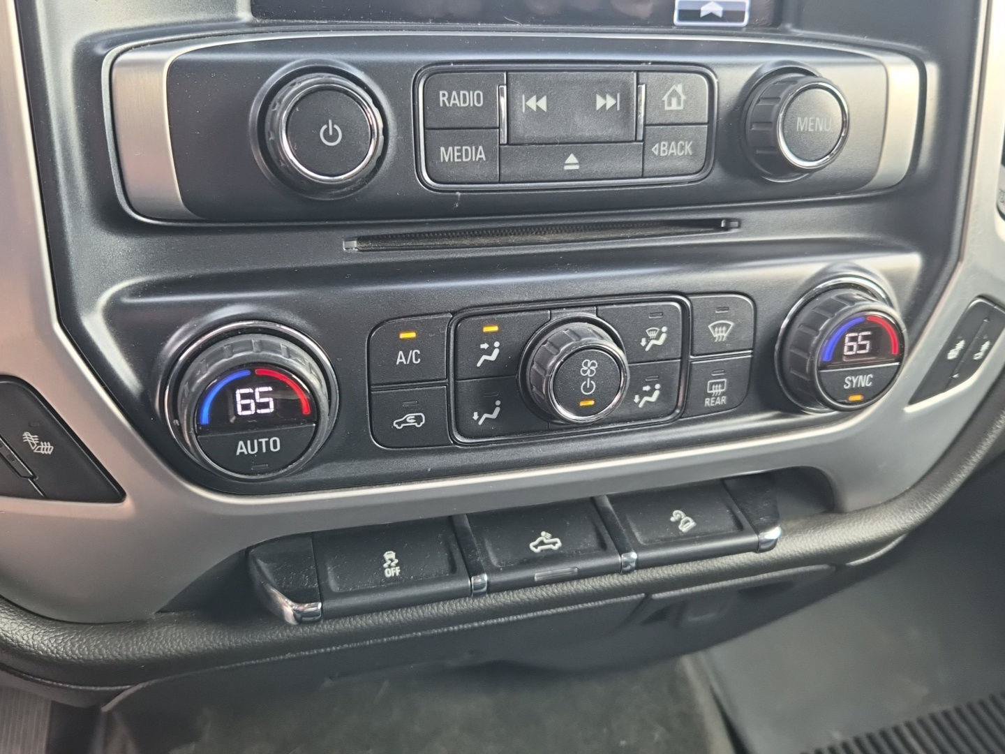 Used 2017 GMC Sierra 1500 SLE AWD/4WD image 17