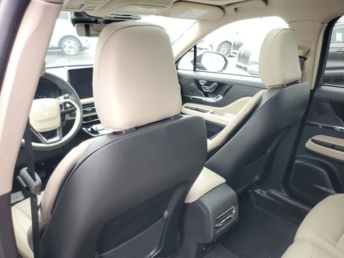 New 2026 Lincoln Corsair Premiere image 26