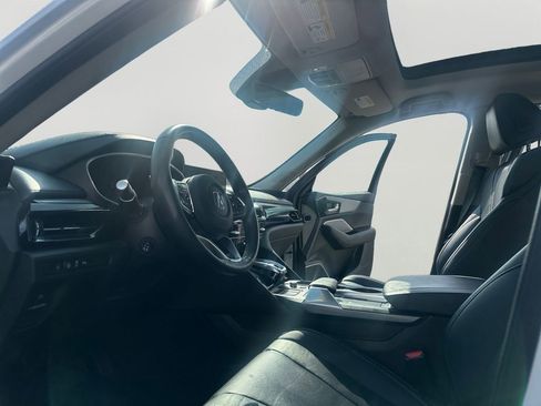 Used 2024 Acura MDX SH-AWD w/ Technology Package image 9