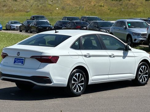 Used 2024 Volkswagen Jetta S FWD image 3