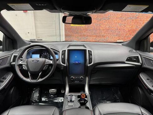 Certified 2024 Ford Edge ST-Line image 12
