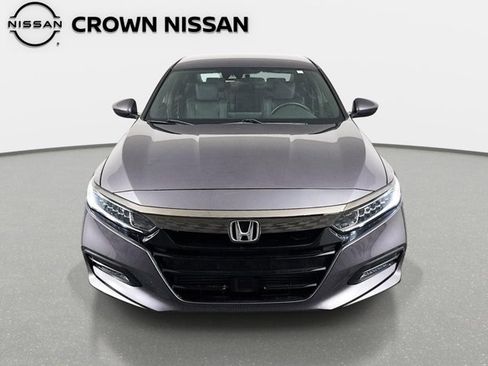Used 2018 Honda Accord Sport image 2