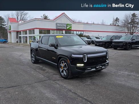 Used 2022 Rivian R1T Adventure image 1