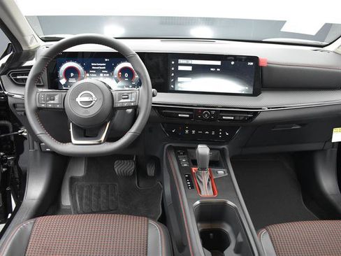 Used 2025 Nissan Kicks SR w/ SR Premium Package FWD image 67