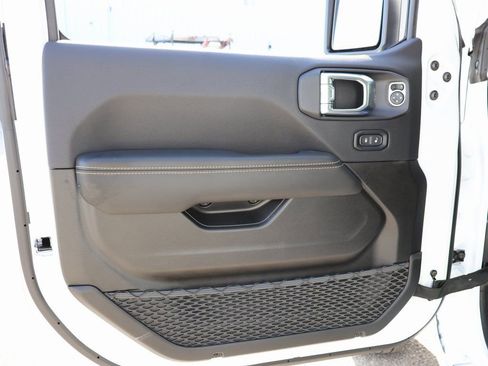 New 2026 Jeep Wrangler Sahara w/ Safety Group image 20