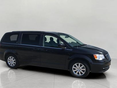 Used 2016 Chrysler Town & Country LX