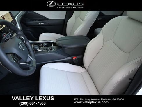 New 2026 Lexus TX 350 AWD image 10