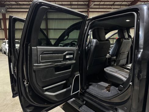 Used 2024 RAM 3500 Laramie w/ Night Edition image 16