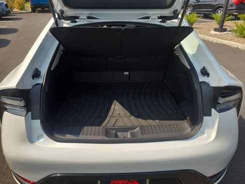 Certified 2023 Toyota Prius Prime FWD image 30