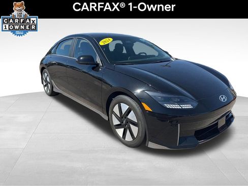 Used 2024 Hyundai Ioniq 6 SE RWD image 1