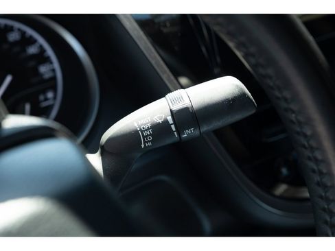 Used 2022 Toyota Camry SE image 21