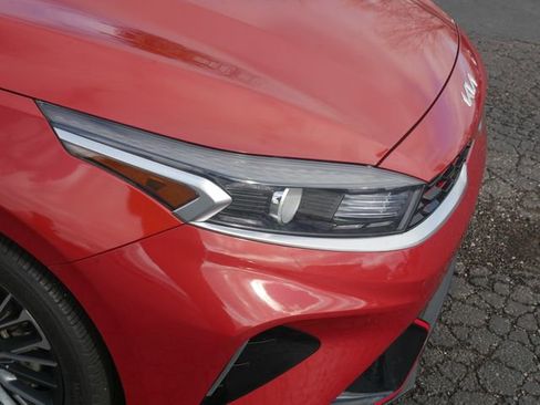 Used 2024 Kia Forte GT-Line w/ GT-Line Premium Package FWD image 10