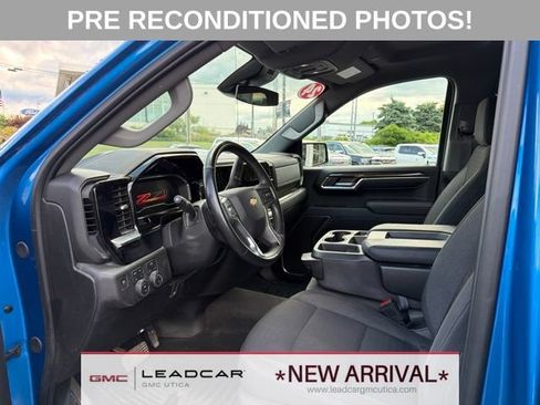Used 2024 Chevrolet Silverado 1500 LT w/ Z71 Off-Road Package AWD/4WD image 18