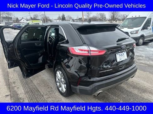 Used 2022 Ford Edge Titanium image 5