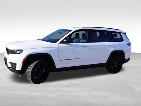 Certified 2023 Jeep Grand Cherokee L Laredo AWD/4WD image 10