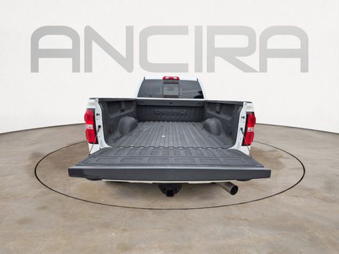 Used 2018 GMC Sierra 2500 Denali w/ Duramax Plus Package AWD/4WD image 12