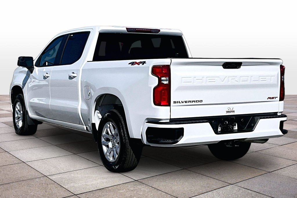 Used 2026 Chevrolet Silverado 1500 RST AWD/4WD image 2