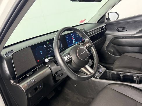 Used 2024 Hyundai Kona SEL FWD image 23