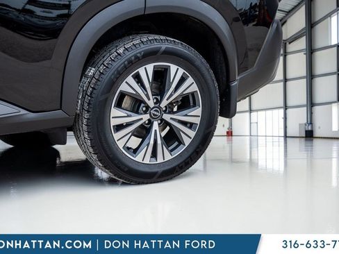 Used 2023 Nissan Rogue SV AWD/4WD image 37