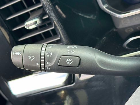 Used 2022 Chevrolet Silverado 1500 LT image 19