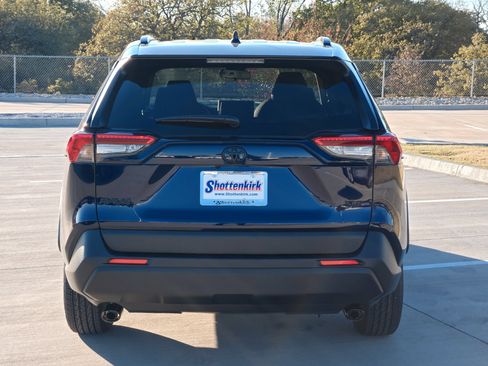 New 2025 Toyota RAV4 XLE w/ Convenience Package image 6