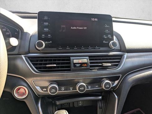 Used 2019 Honda Accord LX image 10