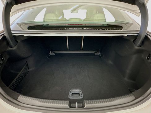 Used 2025 Mercedes-Benz C 300 4MATIC Sedan image 30