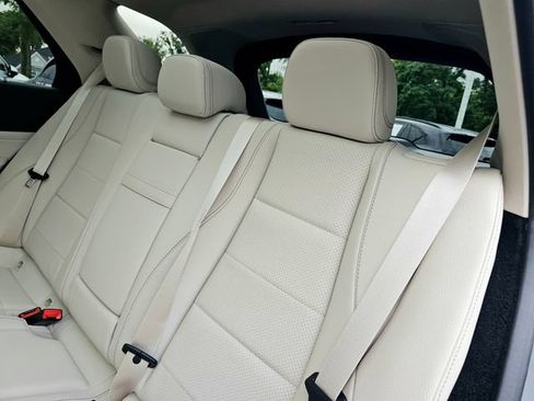 New 2026 Mercedes-Benz GLE 450 4MATIC image 23