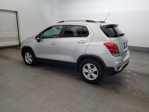 Used 2020 Chevrolet Trax LT w/ LT Convenience Package image 3