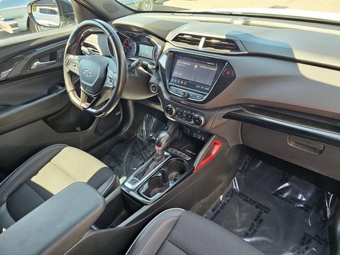 Used 2021 Chevrolet TrailBlazer RS w/ Technology Package AWD/4WD image 10