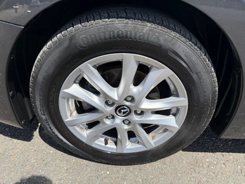 Used 2014 MAZDA MAZDA3 i Touring w/ Moonroof Package 1 FWD image 13