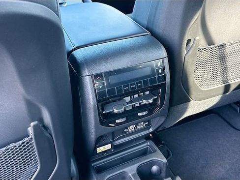 New 2026 Jeep Grand Cherokee L Laredo image 17