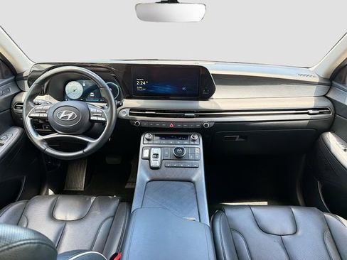 Used 2023 Hyundai Palisade Limited FWD image 17