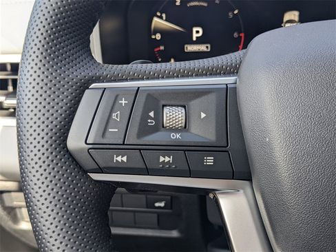 New 2025 Mitsubishi Outlander SEL image 27