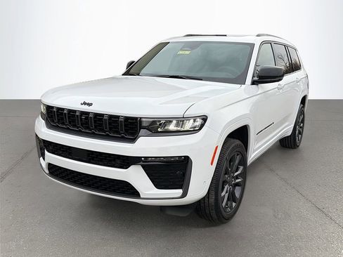 New 2026 Jeep Grand Cherokee L Limited AWD/4WD image 8