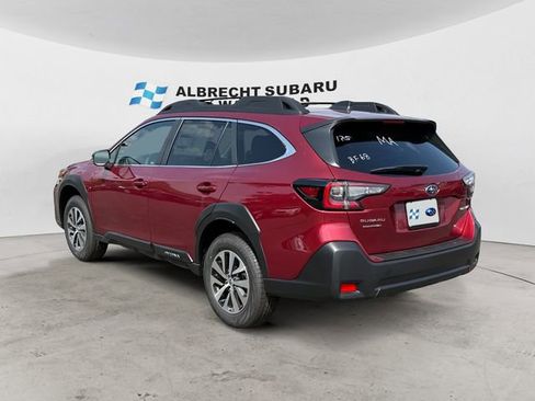Certified 2025 Subaru Outback Premium AWD/4WD image 3