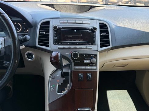 Used 2011 Toyota Venza w/ Comfort Pkg FWD image 11