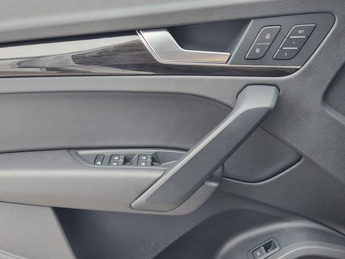 Used 2018 Audi Q5 2.0T Premium image 23
