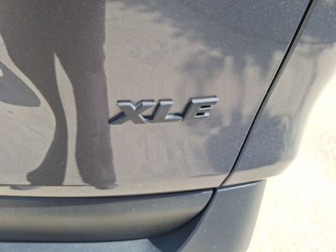 Used 2024 Toyota RAV4 XLE w/ Convenience Package FWD image 12