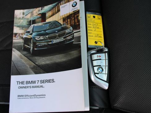 Used 2017 BMW 750i RWD image 46