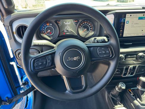 Used 2026 Jeep Wrangler Unlimited Sport AWD/4WD image 20