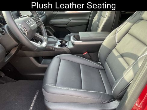 Used 2026 GMC Terrain Denali image 12