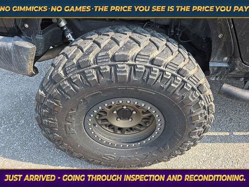 Used 2023 Jeep Wrangler Unlimited Sport AWD/4WD image 9