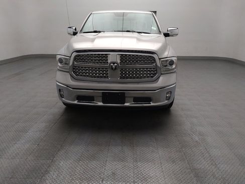 Used 2017 RAM 1500 Laramie RWD image 15