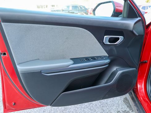 Used 2025 Kia K4 EX FWD image 27