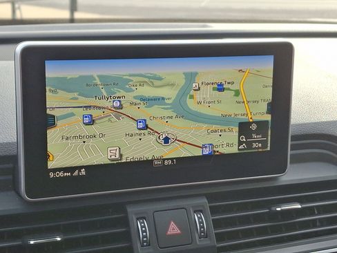 Used 2019 Audi Q5 2.0T Premium Plus w/ Premium Plus Package image 17