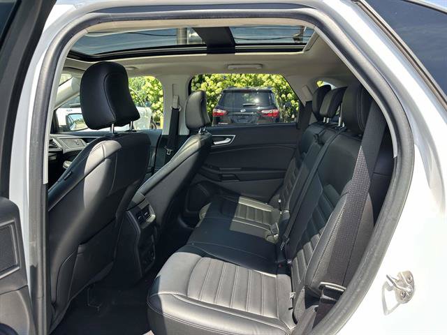 Used 2022 Ford Edge SEL w/ Convenience Package AWD/4WD image 32