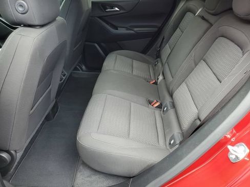 Certified 2025 Chevrolet Equinox LT w/ Safety and Technology Package FWD image 10